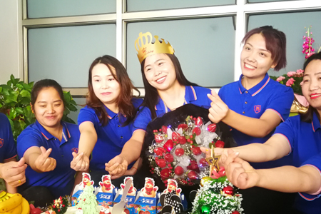  生日会